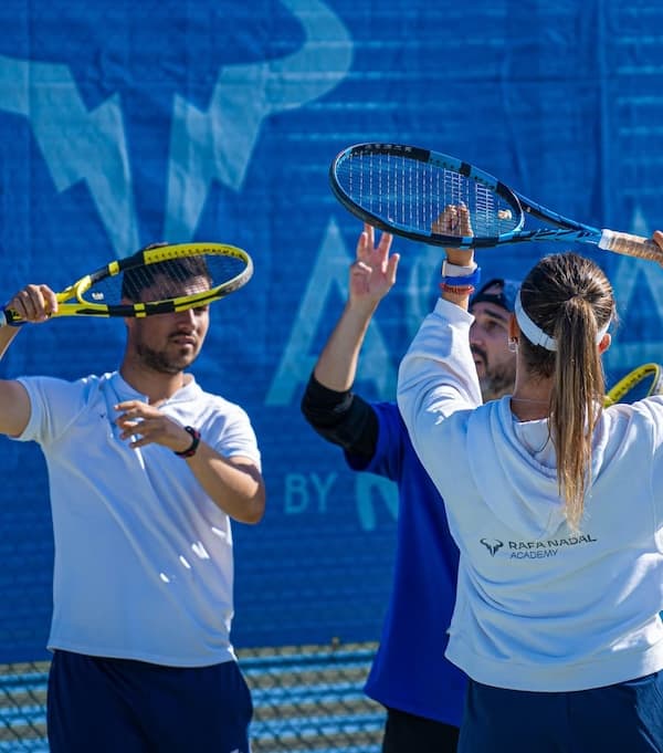/images/training/adults-tennis-rna.jpg